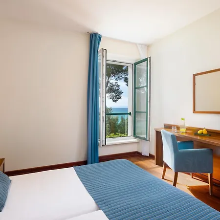 Aminess Vival Velaris 4*