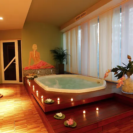 Aminess Vival Velaris 4*