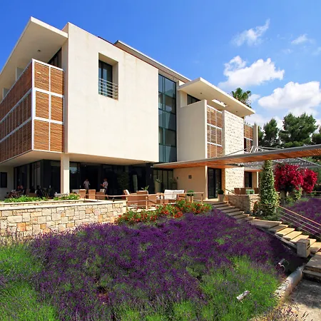 Aminess Vival Velaris 4*