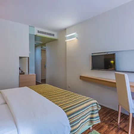 Aminess Vival Velaris 4* Supetar