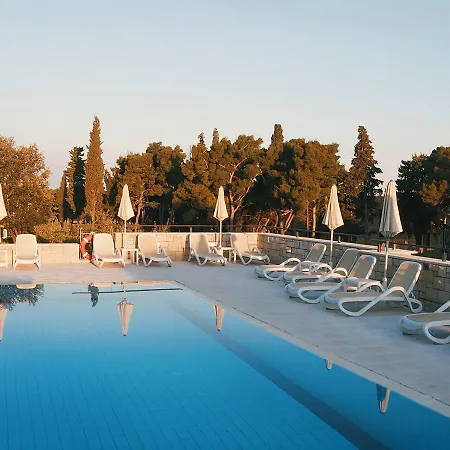 Aminess Vival Velaris Hotell 4*