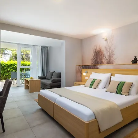 Aminess Vival Velaris Hotel