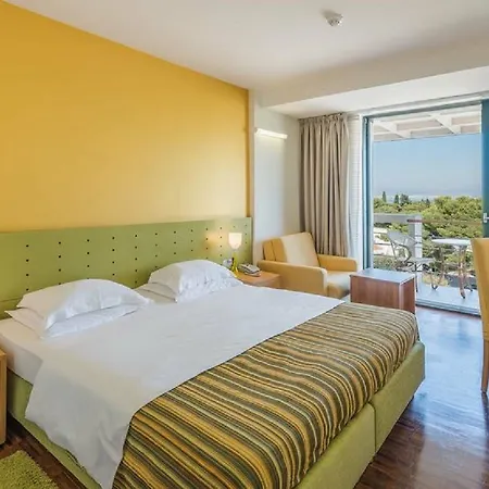 Hotell Aminess Vival Velaris 4*