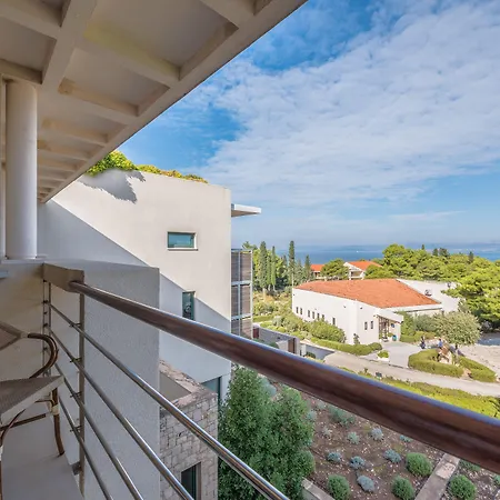 Aminess Vival Velaris 4* Supetar