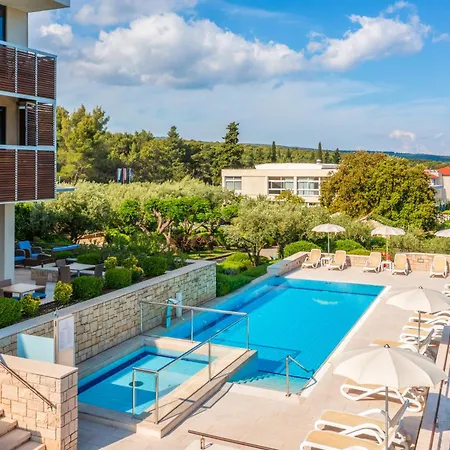 Aminess Vival Velaris Hotel