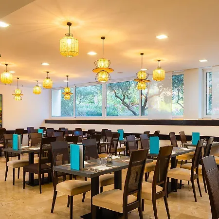 Aminess Vival Velaris Hotel 4*