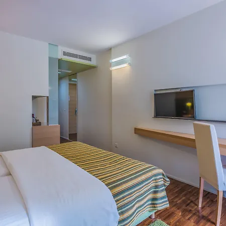 Aminess Vival Velaris Hotel 4*