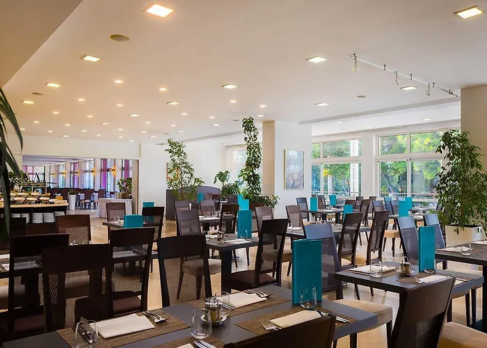 Aminess Vival Velaris Hotel